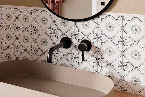 How to Remove Wall Tiles